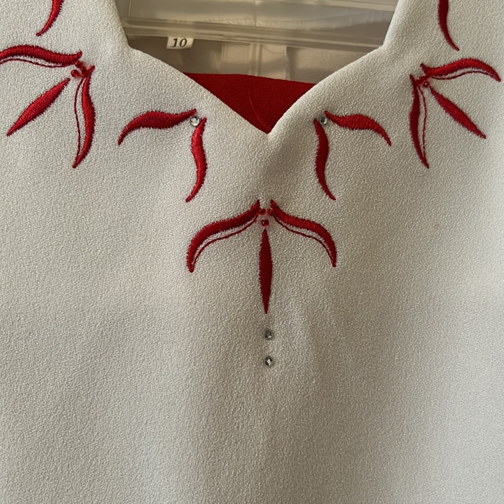 Suit - Picture 6 of 15